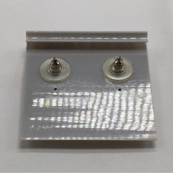 5 Pairs Vintage Earrings, Assorted Styles, Studs, New On Cards - Picture 3 of 12